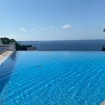 Cannes, Magnifique T2 Vue Mer, Piscine, Garage Appartamento *