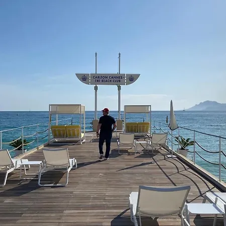 Cannes, Magnifique T2 Vue Mer, Piscine, Garage
