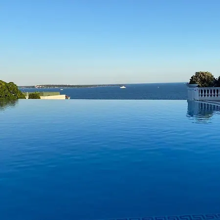 Cannes, Magnifique T2 Vue Mer, Piscine, Garage Apartment